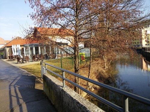 Prijeten kotiček v centru Cerknice