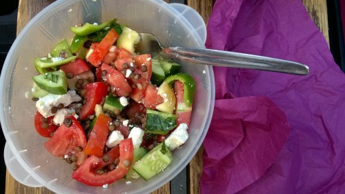 Zelenjavna solata z lečo