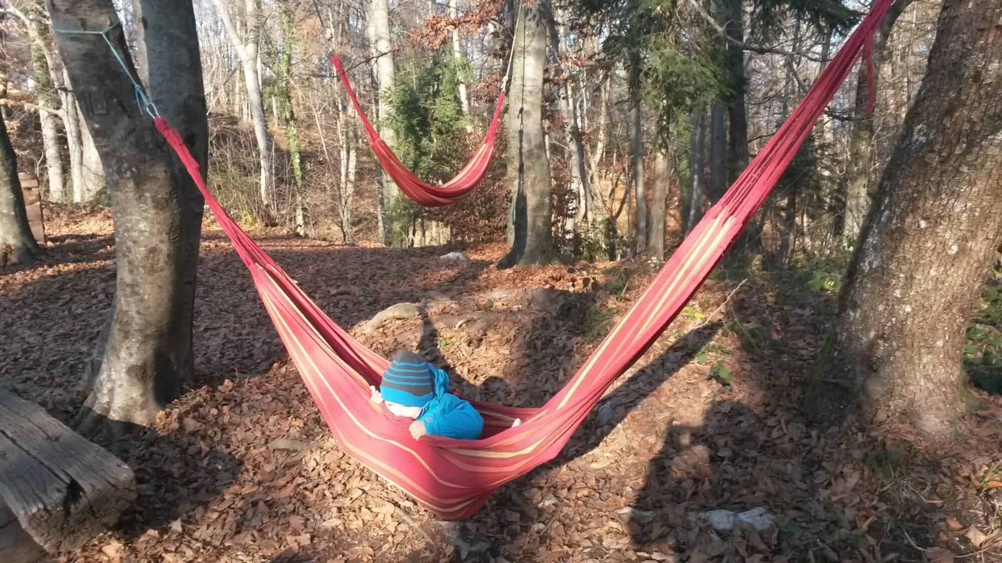 Viseče mreže kot pravo igrišče za mulce