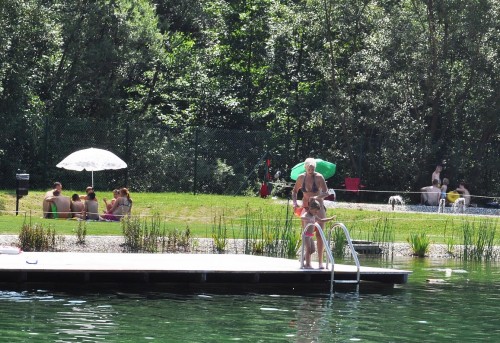 Vstop v bazen je lepo urejen, Vodni park Radlje pri Dravi