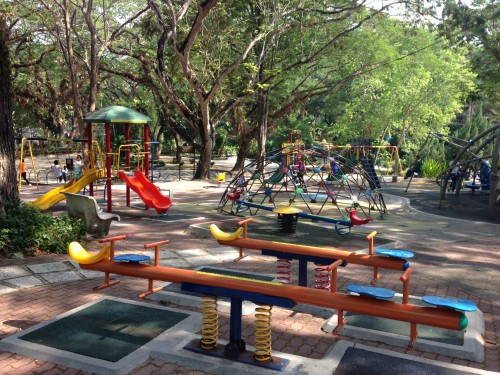 Največje otroško igrišče z bazeni in opicami, Penang, Malezija