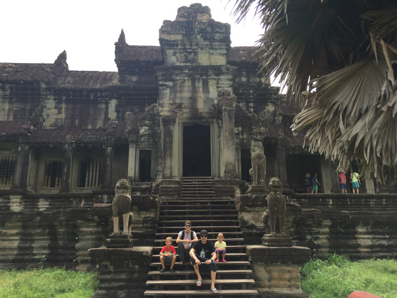 stopnisce-pred-angkor-watom