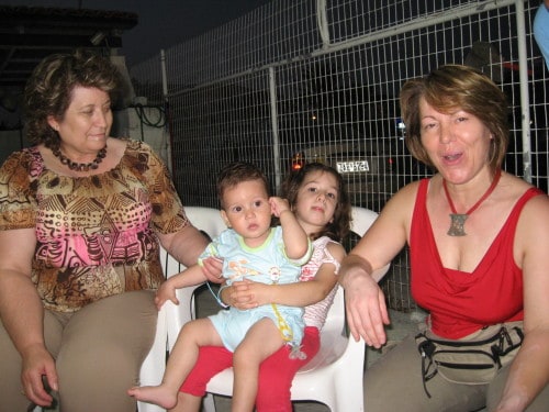 Domačini so zelo gostoljubni in imajo radi otroke (Zakintos, Grčija)